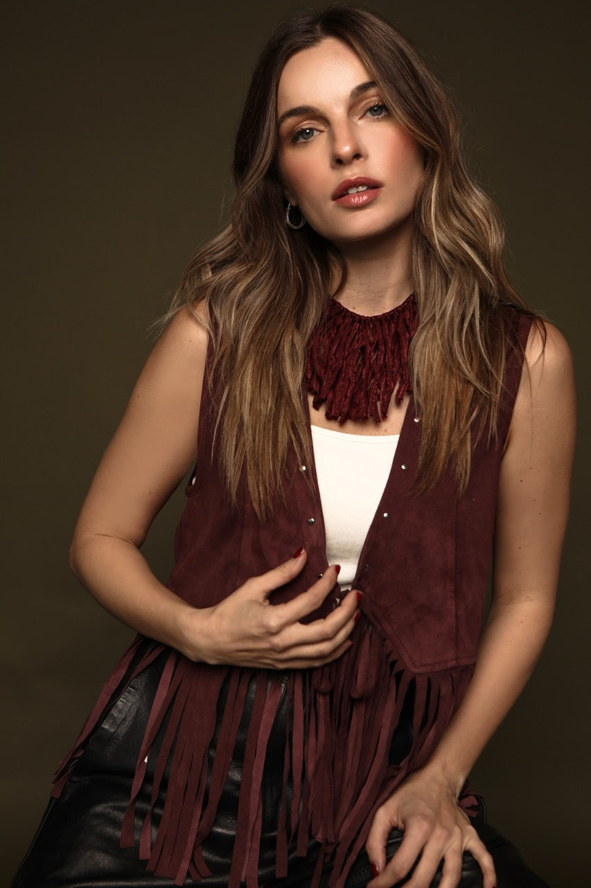 Gillet de gamuza con flecos Cayetana