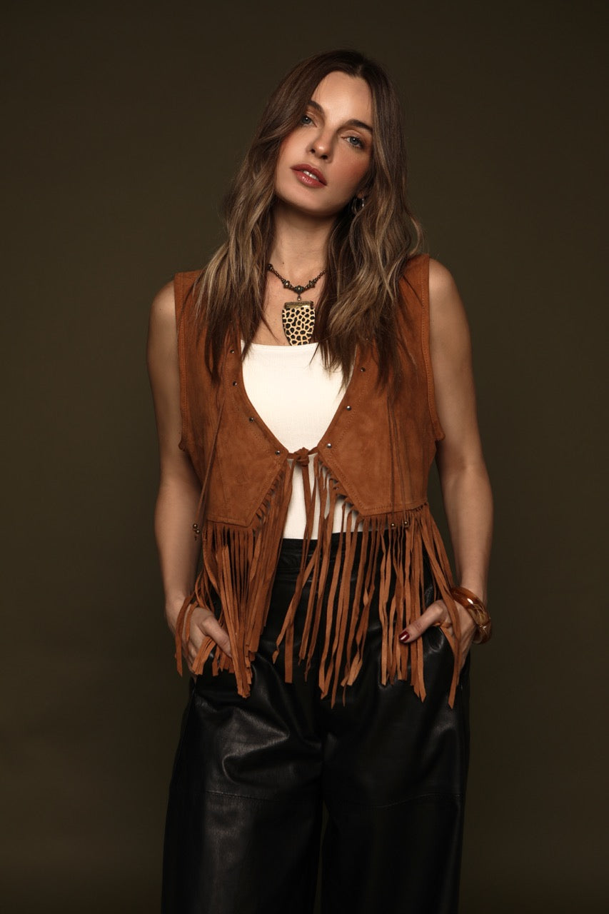 Gillet de gamuza con flecos Cayetana