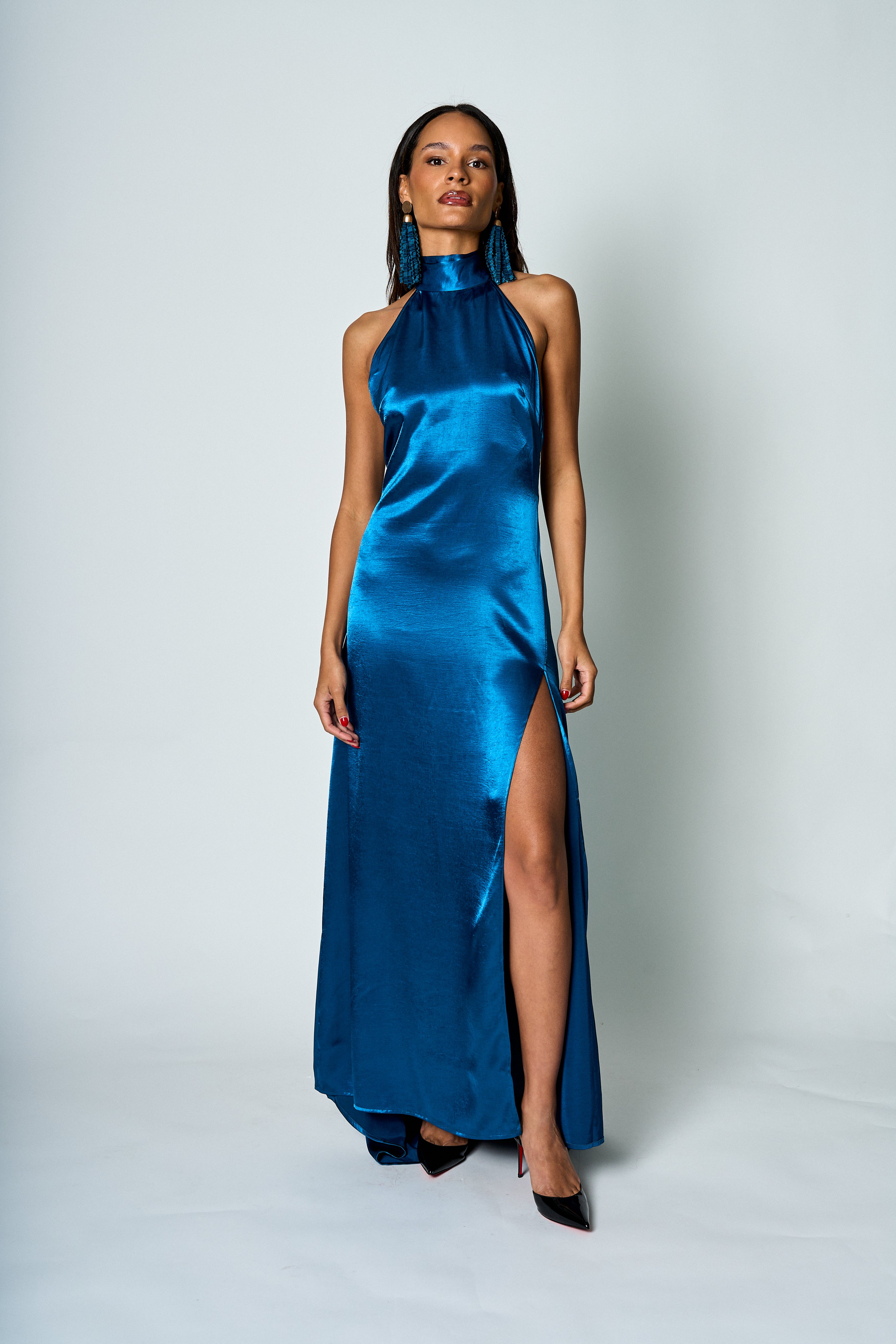 Vestido largo satinado Halter Mia