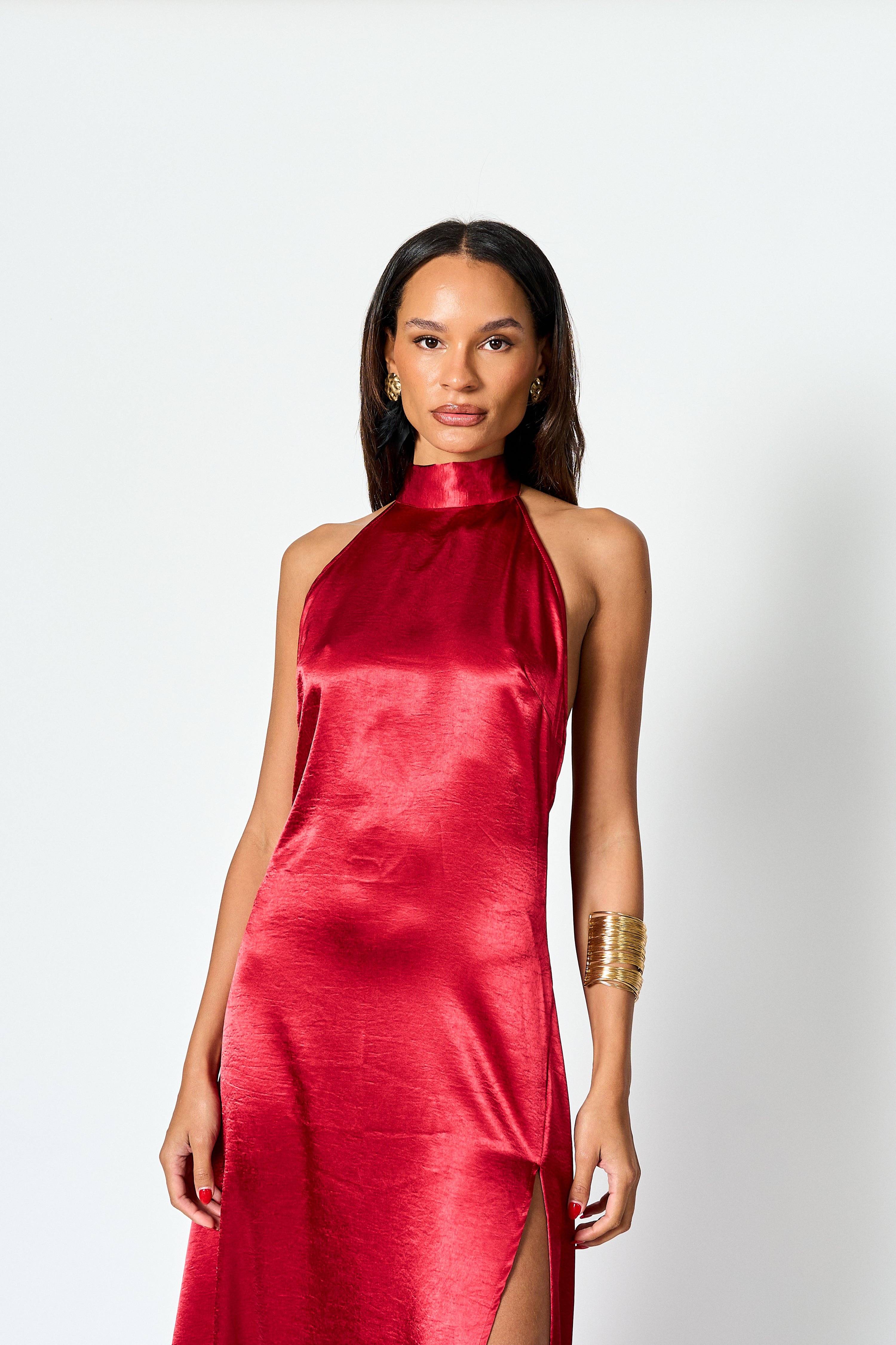 Vestido largo satinado Halter Mia