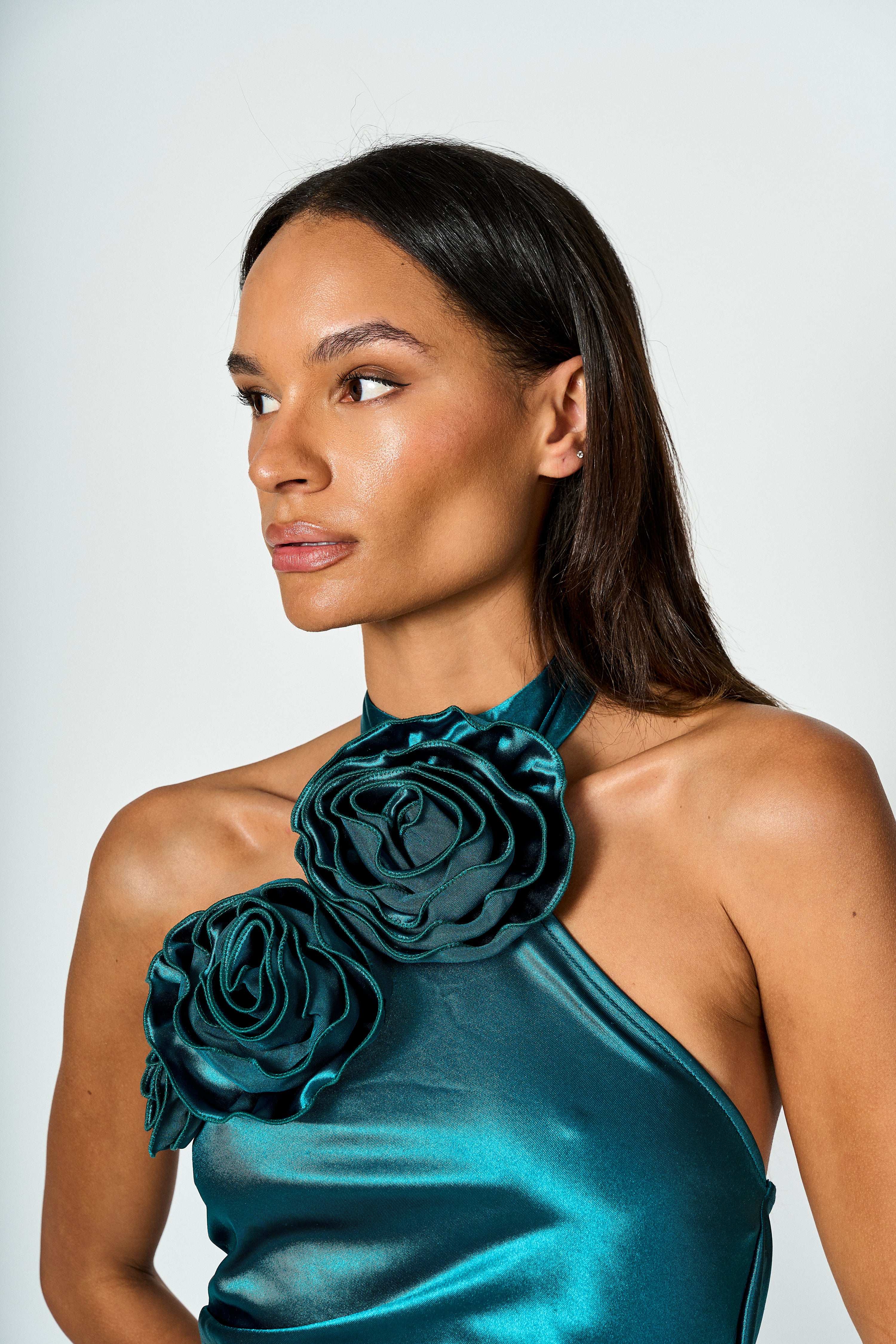Vestido largo halter Valentina con flores