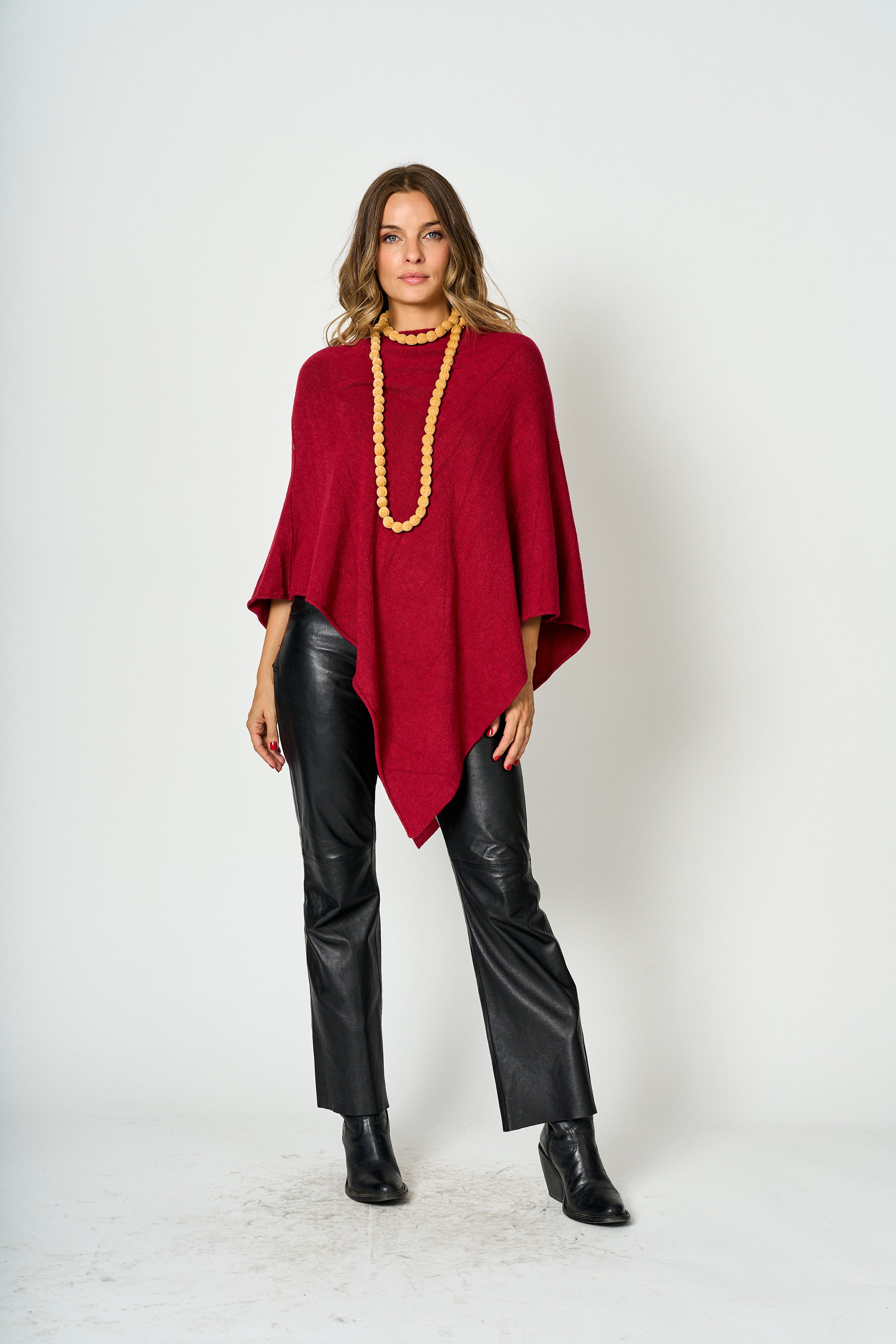 Poncho Aura