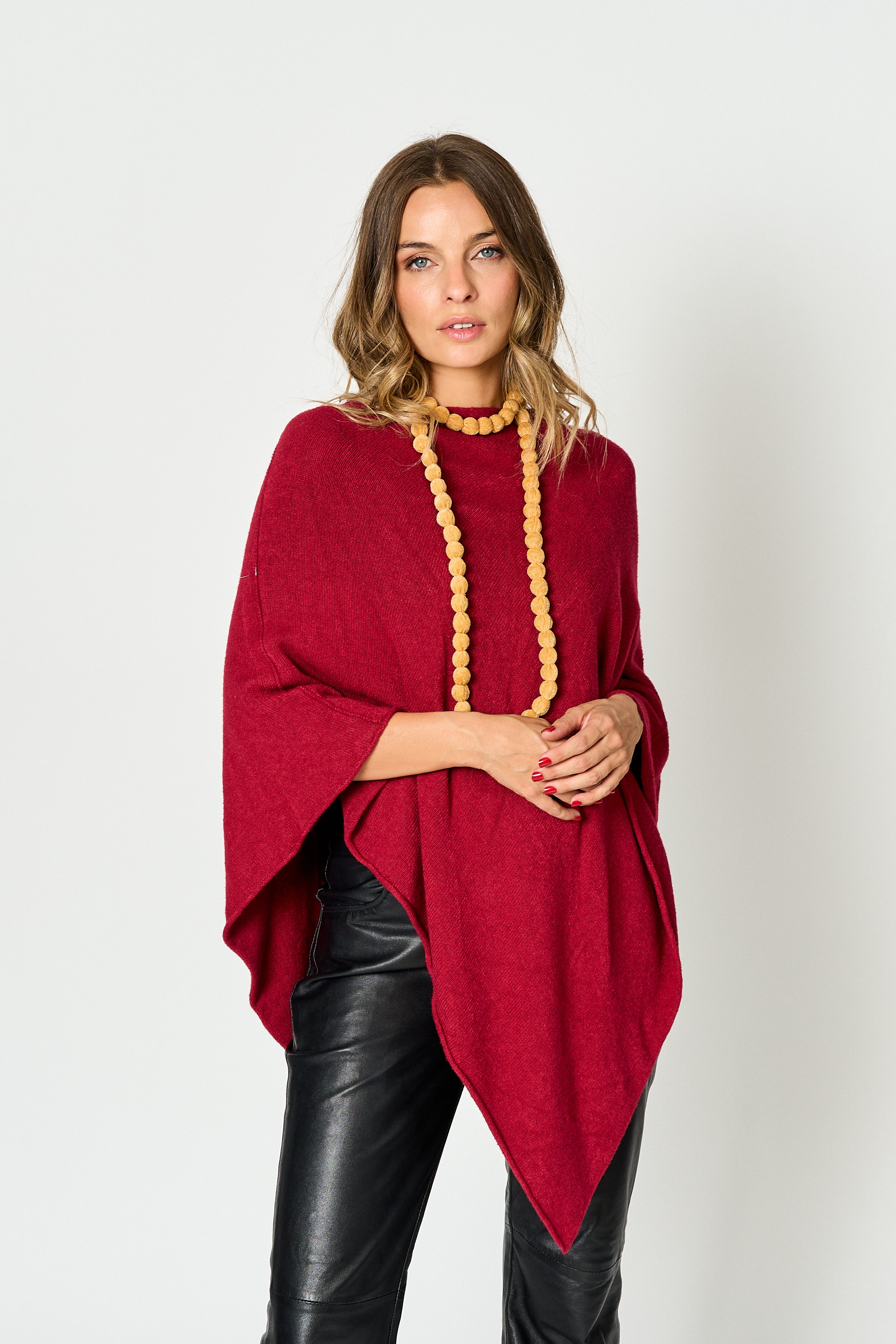 Poncho Aura