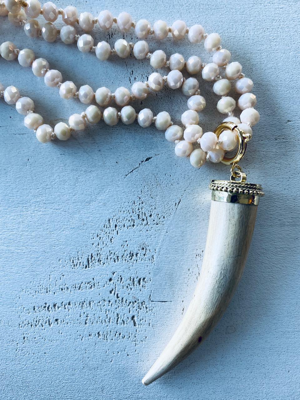 Collar Sahara
