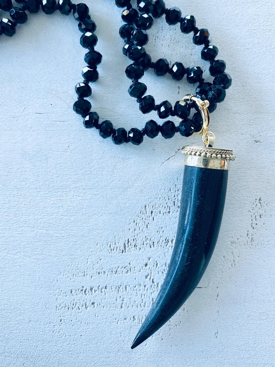 Collar Sahara