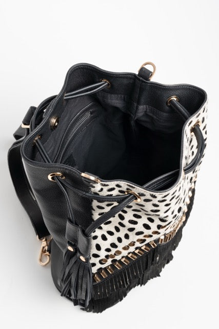 Cartera de cuero con flecos  Agustina
