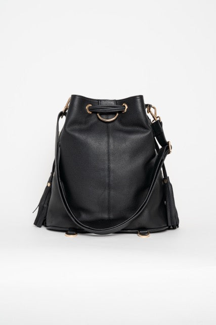 Cartera de cuero con flecos  Agustina