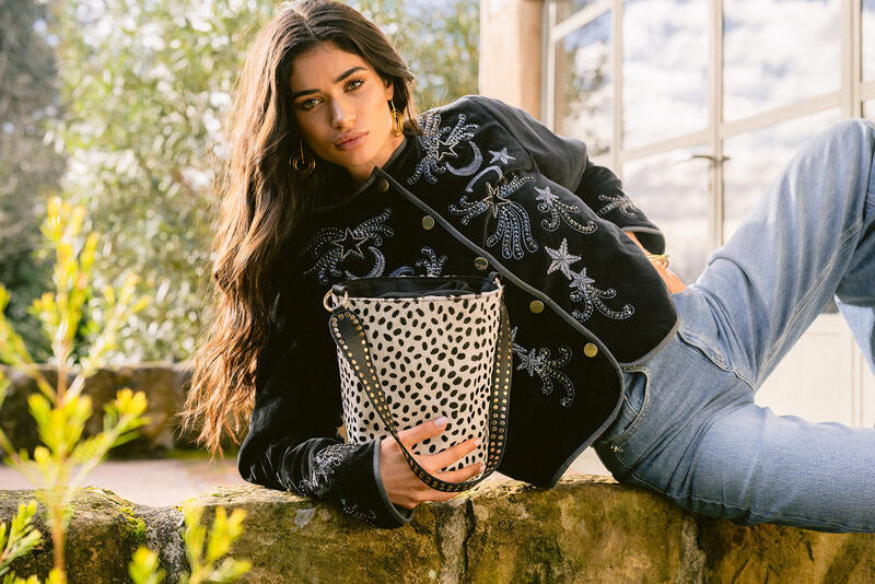 Cartera de cuero estampado leopardo Valentina