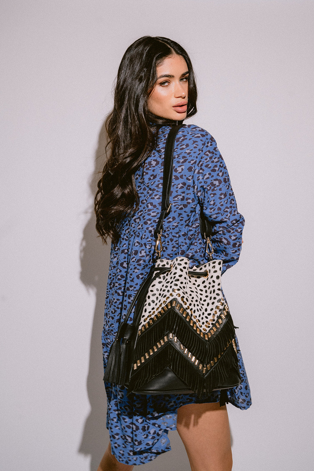 Cartera de cuero con flecos  Agustina