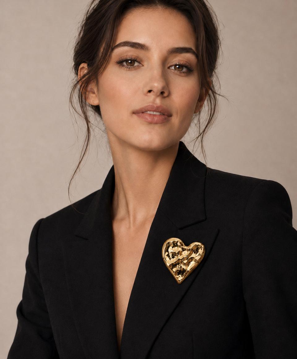 Prendedor de Corazón Dorado